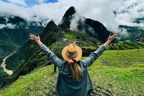 Tour privato Cusco con Machu Picchu 03 giorni / 02 notti