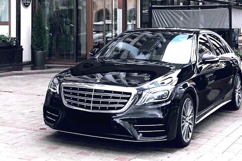 Privat transfer : Tambo Airport JNB til Johannesburg med luksusbil