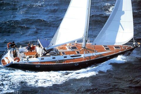 Santorini: Private Sailing Yacht Cruise with Meal and Drinks