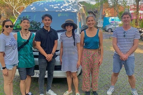 Hire Private Car with Experts Balinese Driver