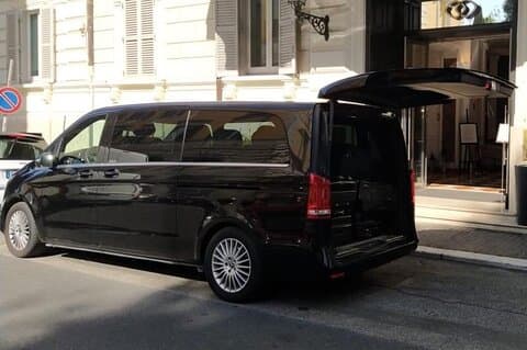Privat lufthavnstransport (Fiumicino Lufthavn til Rom Hotel)