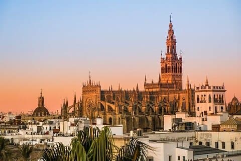 Komplette Tour durch Sevilla