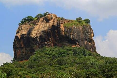 Sigiriya Dambulla og Jeep Safari Heldagstur fra Colombo