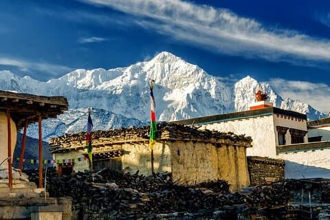 Tour privado de 4 días por el Bajo Mustang con el templo de Muktinath
