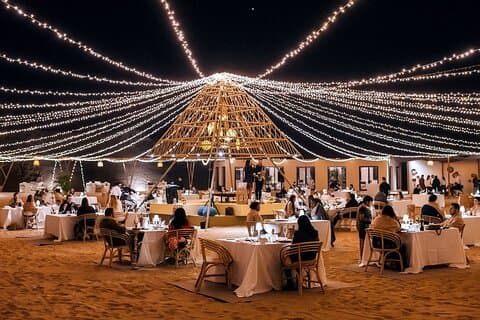 L'expérience du coucher du soleil et du dîner au camp Sonara avec transfert