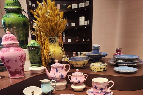 Tour privado guiado de compras por tiendas históricas en Milán