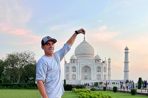 Taj Mahal Sunrise og Agra Private Tour med bil fra Delhi