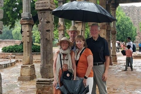 Privat rundtur i Mehrauli arkeologiska park och Qutub Minar