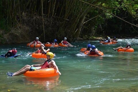 River Tubing med rundturstransport fra Montego Bay