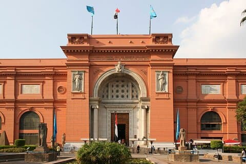 Half day tour to Old Egyptian museum