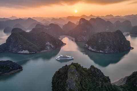 Discovery Halong Lan Ha Bay Grupo para 2 adultos