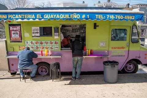Queens Coronas kulinarische Essentials-Tour