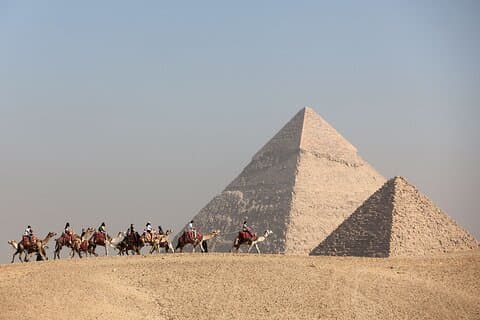 Kairo tur med fly (Museum og pyramider) fra Sharm El Sheikh