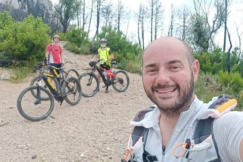 2-timers tur til Rocca della Verruca på e-cykel