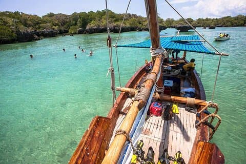 Un Tour Safari Azul De Día Completo Y Laguna Azul
