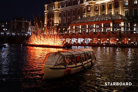 Amsterdam: Lett festivalbåt med ubegrenset drikke og snacks
