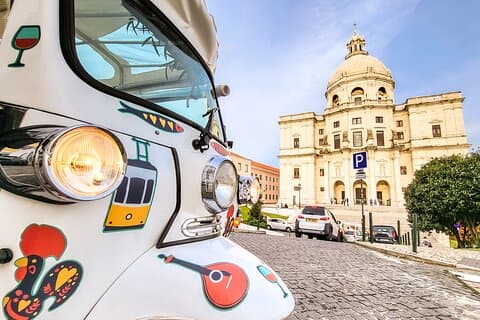 Lisbon Complete Tour! Eco TukTuk Private Guided