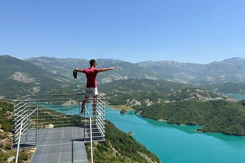 Privat Bovilla Lake och Kruja City Day Tour från Tirana