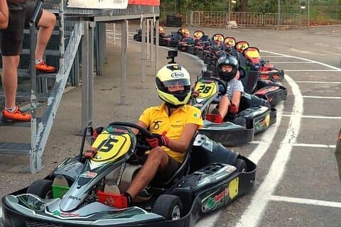 Pratica Kart e Corso di Competizione Professionale a Milano