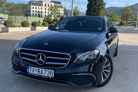 Transfert privé de Kotor ou Perast à l'aéroport de Dubrovnik