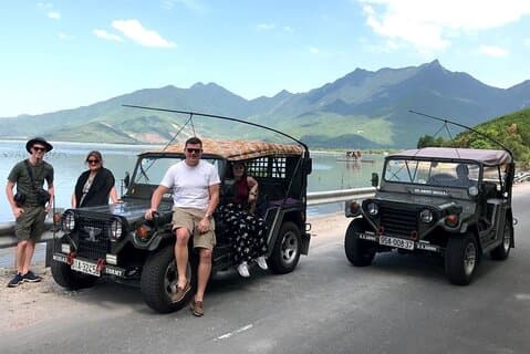 Explorando JeepTour na Península Sơn Tra em Da Nang