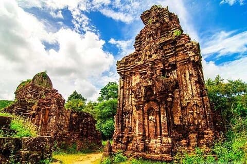 My Son Sanctuary Guided Tour with Boat Trip in Hoi An
