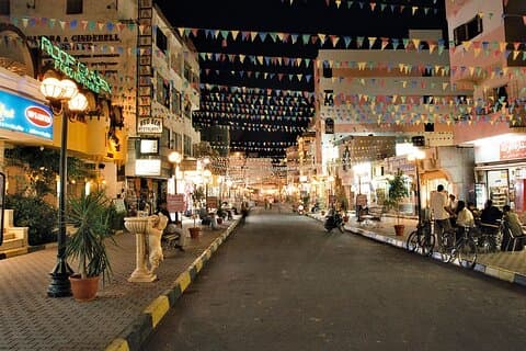 Culture and Shopping City Tour in Hurghada