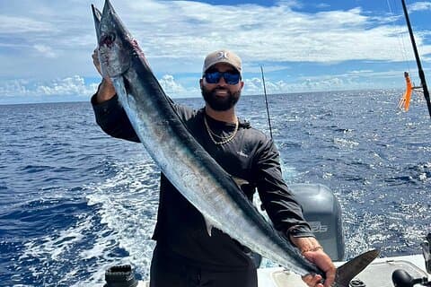 グランドケイマンでのプライベート深海釣り体験