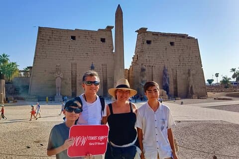 Riberas Este y Oeste de Luxor (Coche, entradas, guía, almuerzo)