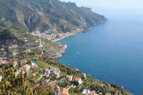Traslado privado desde la costa de Amalfi a Roma