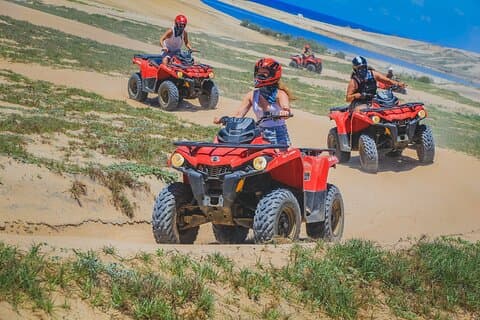 ビーチ、ATV、ラクダ乗りコンボツアー