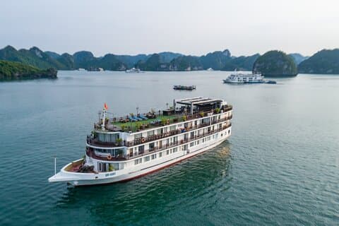 Halong Bay 2-dagars Deluxe Cruise Tour inklusive kajak och matlagning demonstration