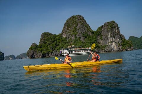 Full-day Explore Halong Bay on Cruise