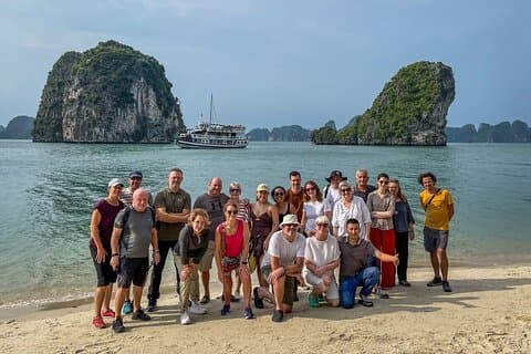 Bai Tu Long Bay fuera de lo común en el crucero Renea 2 días/1 noche
