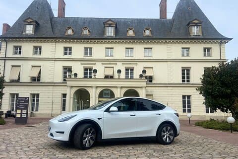 Private Transfer from Versailles to CDG / ORY airport or Paris