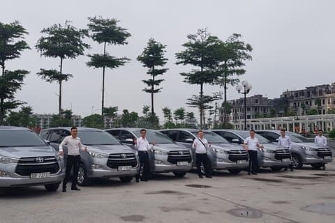 Privat lufthavnstransport i Hanoi