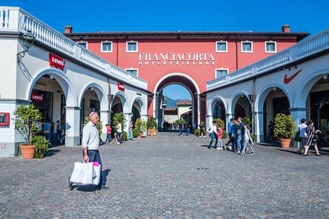 Visite privée de shopping de Vérone au Franciacorta Outlet Village