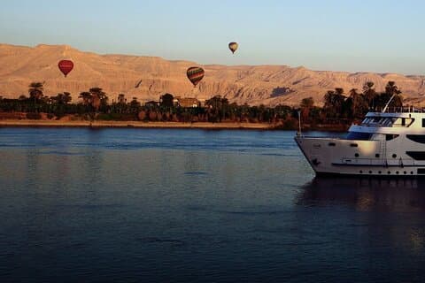 3 dag 2 - Natkrydstogt Nilen fra Luxor til Aswan