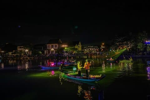 Boat Ride Ticket and Release Lantern at Hoai River in Hoi An