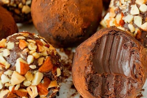 75 Minute Jacksonville Candy and Cocktail Guided Class