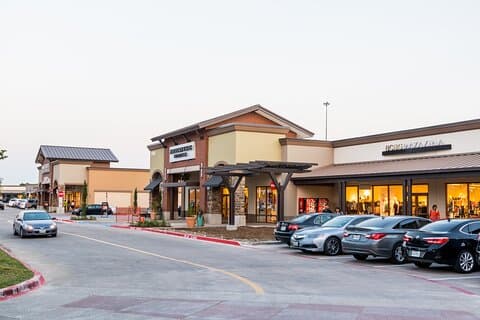 Tour privado de compras desde Dallas a Allen Premium Outlets