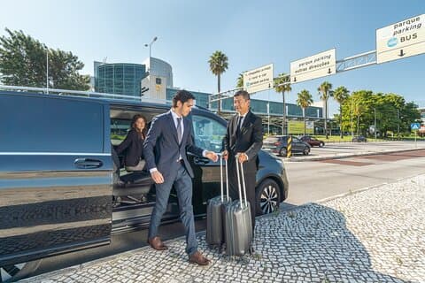 Transfert privé à l’aéroport de Lisbonne – Attente illimitée incluse