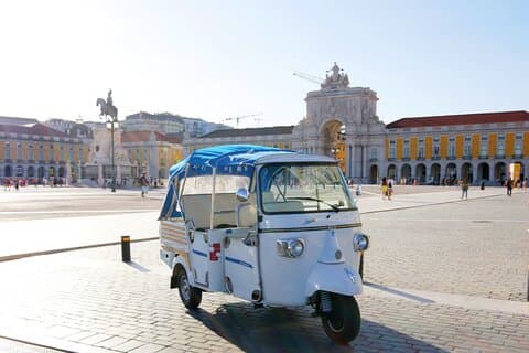 2-timers privat historisk tur til Lissabon af Tuk Tuk