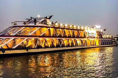 Dinner Cruise on the Nile River in Cairo with Pickup