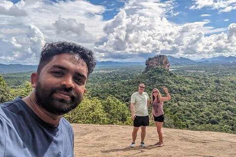 Privé Dambulla Sigiriya-tour vanuit Kandy met vriendelijke chauffeur
