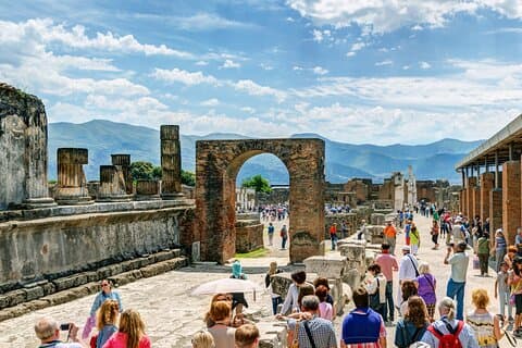 Pompeji Führung mit Ticket & Mittagessen ab Sorrent