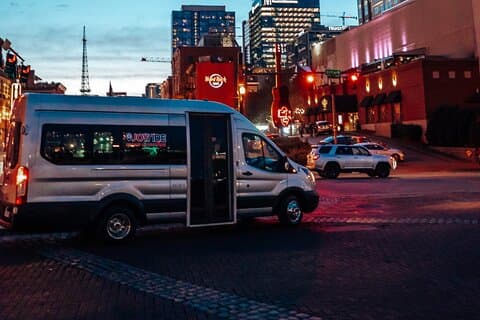 Group Transportation To Or From Nashville Airport (BNA)