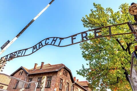 Wroclaw til Auschwitz-Birkenau Heldagstur med privat bil
