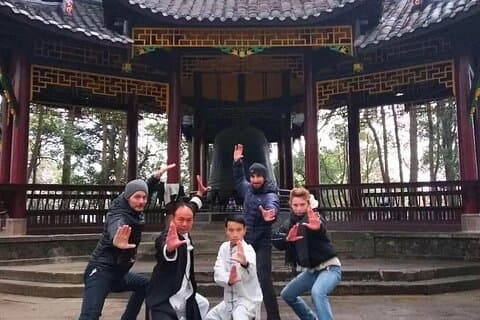 Eksklusiv udforskning: Mount Qingcheng og Dujiangyan Day Tour