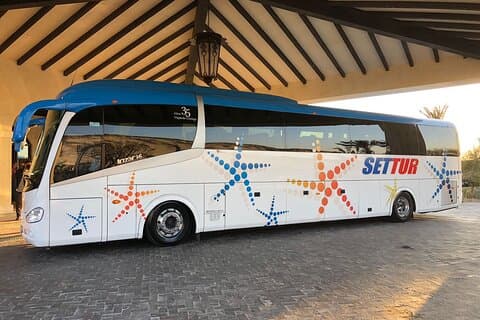 Transfert en bus aller-retour de l'aéroport SJD à Cabo San Lucas !